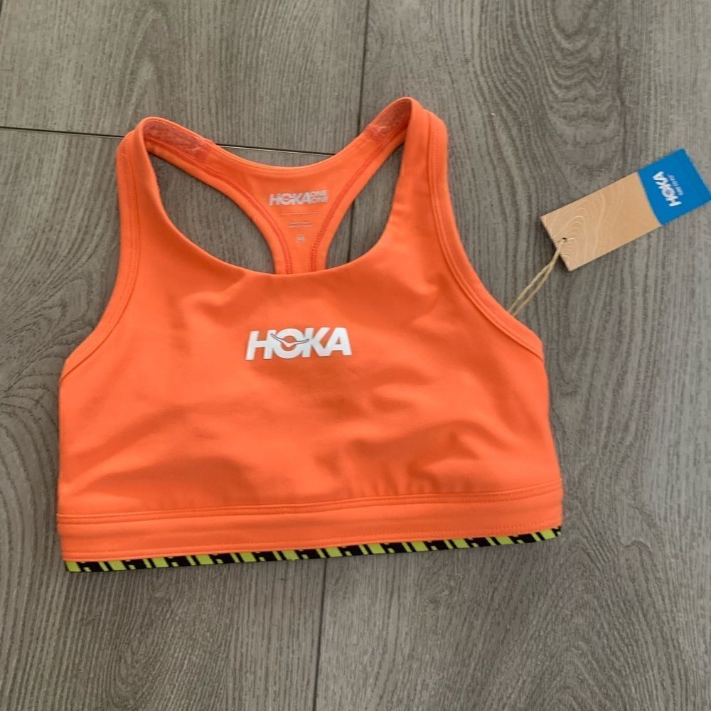 Hoka one one sport bra very soft and beautiful color